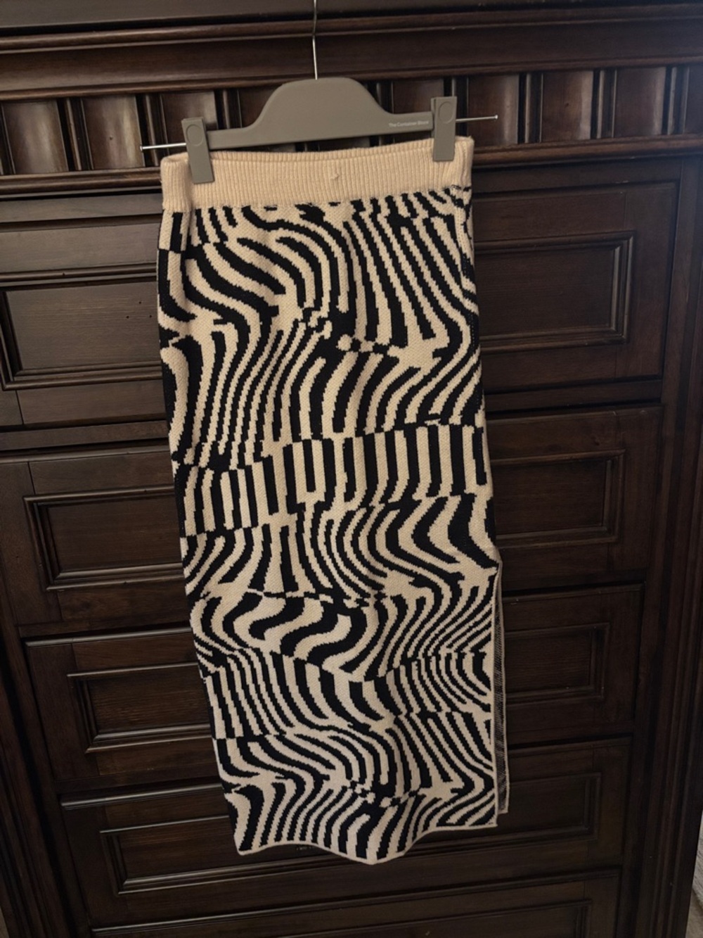 fab'rik Black & Cream Optical Wave Knit Pencil Skirt